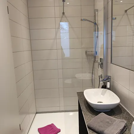 Hotell Gaestehaus Stock Sahnehaeuble