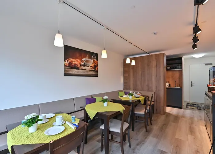 Gaestehaus Stock Sahnehaeuble Friedrichshafen